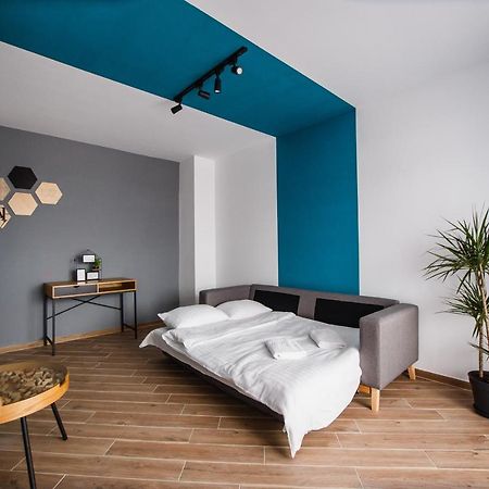 Azur Paradise Near City Center Oradea Exterior photo